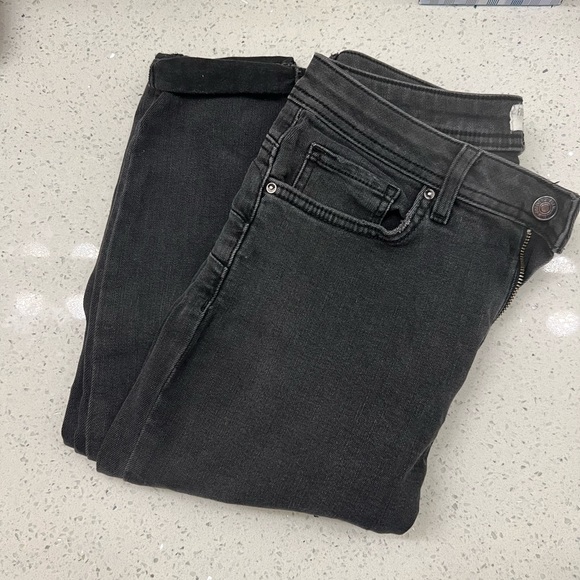 FOREVER 21 | S27 Black Push Up Jeans - Picture 5 of 5